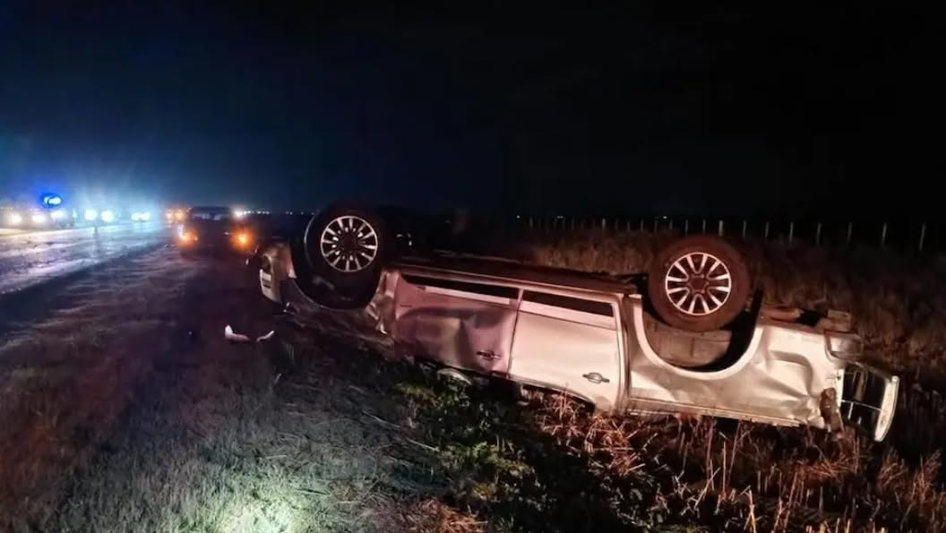 Perdió el control, volcó su camioneta en una ruta de Córdoba y murió