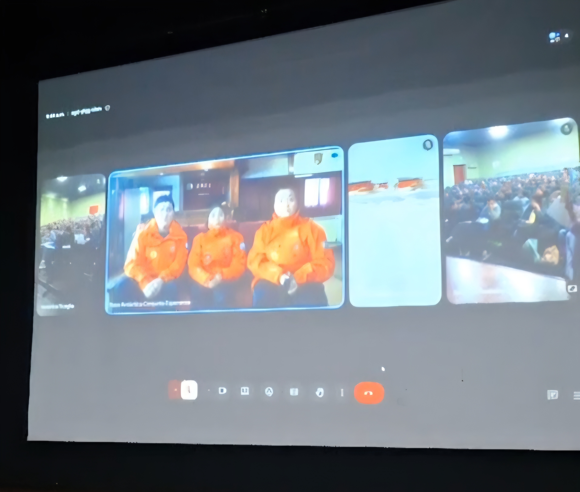 ESTUDIANTES DE LA CARLOTA SE CONECTARON EN VIVO CON LA BASE ESPERANZA DE LA ANTÁRTIDA ARGENTINA